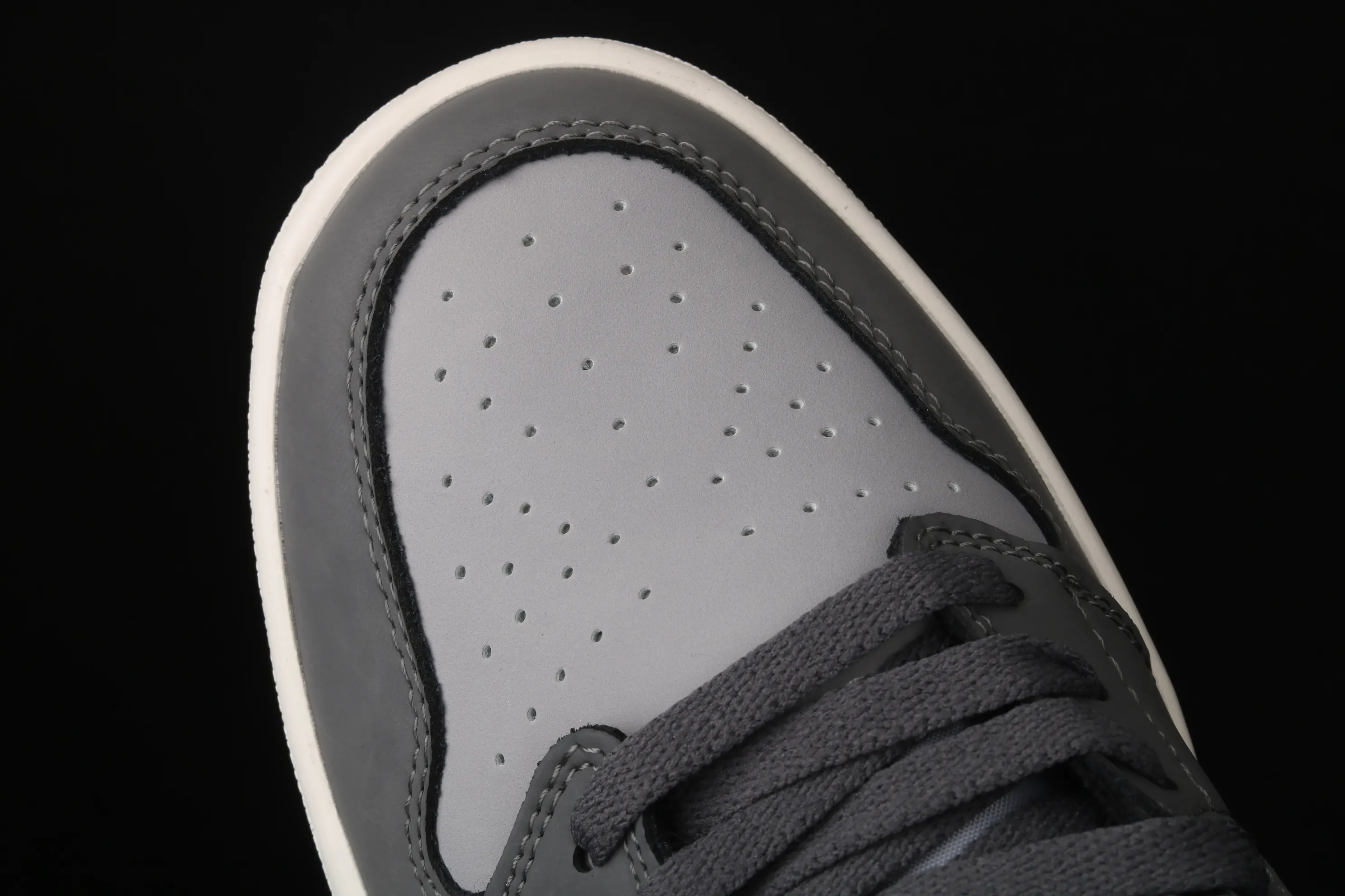 All Categories Air Jordan Jordan Series Basketball Shoes Air Jordan 1 Mid Special Price G Version Pure Original Air Jordan 1 Mid AJ1 Joe 1 Gray Pink China Basketball Shoes BQ6472-020